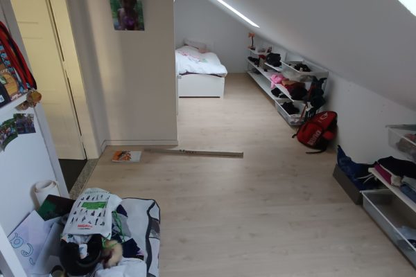 pose-de-parquet-stratifié-val-de-ruz